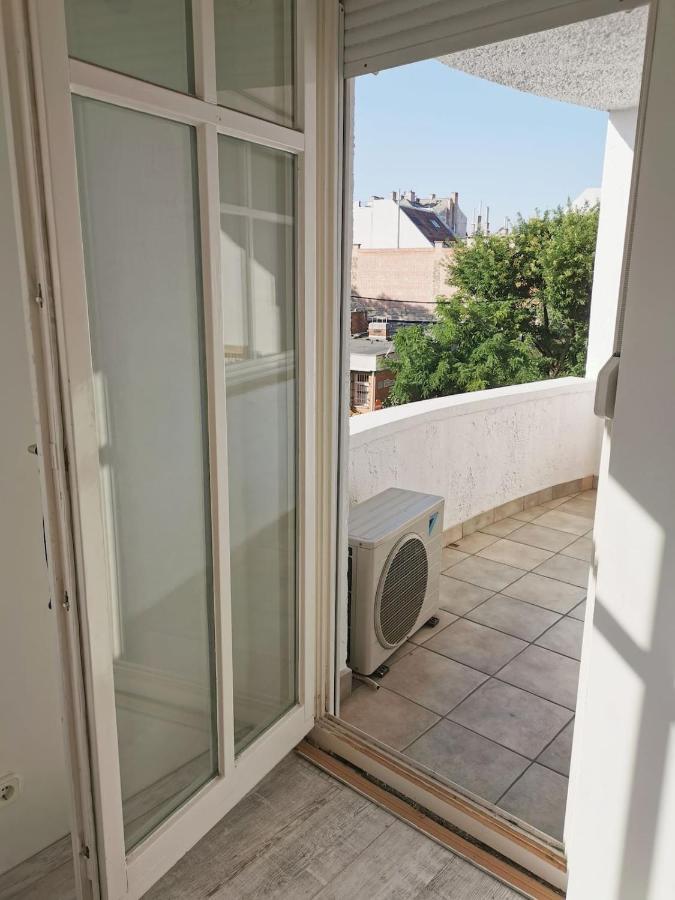 Bright, Spacious Apartment 3 Bedroom, Garage Budapest Exterior photo